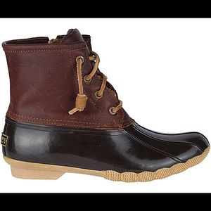 Size 8 Sperry Women’s Duck Boots